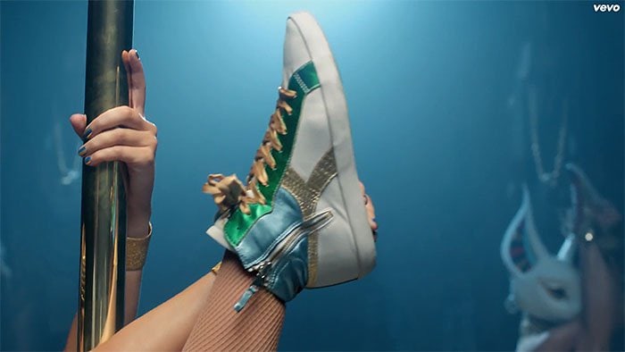 ønskelig impuls handling All Shoes From Katy Perry's Egyptian-Themed "Dark Horse" Music Video
