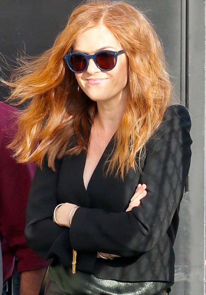 Isla Fisher Wears Jimmy Choo 'Abel' Pumps on 'Jimmy Kimmel Live!'