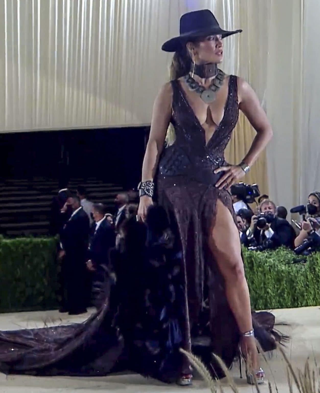 Jennifer Lopez Gives Wild Wild West A High Fashion Twist In Ralph