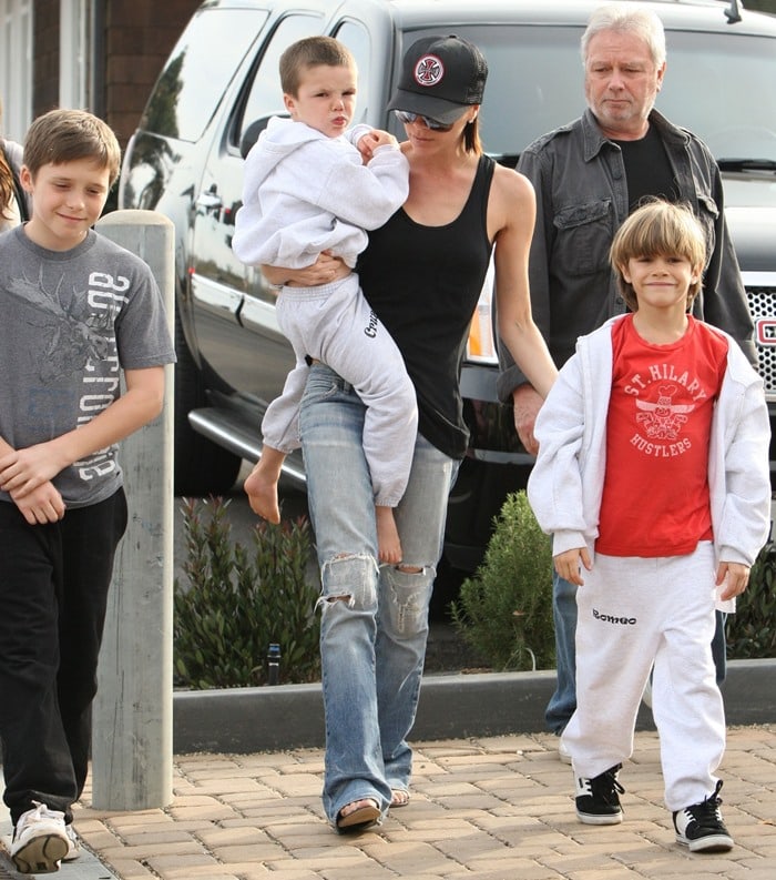 Victoria Beckham with her father, Tony Adams and her sons Cruz Beckham, Romeo Beckham and Brooklyn Beckham leaving Tra Di Noi restaurant in Malibu on January 31, 2010