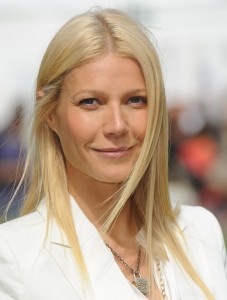 Gwyneth Paltrow in Crossover Wooden Sandals for Chelsea Flower Show