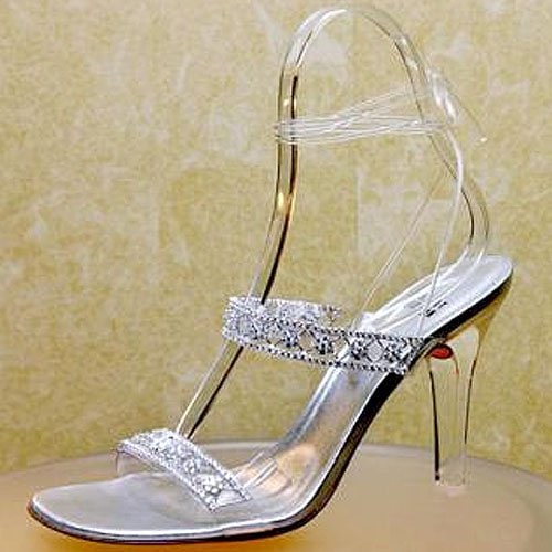 Stuart Weitzman Cinderella-Inspired Shoes