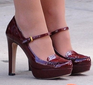 Leighton Meester shows off her feet in Miu Miu pumps