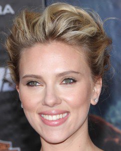 Scarlett Johansson in Versace LBD and Multi-Buckled Giuseppe Zanotti ...