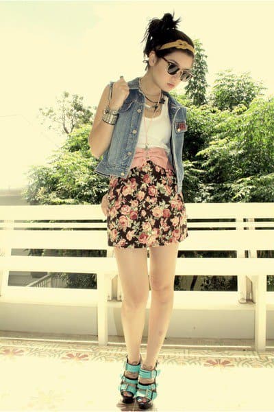 How to wear floral mini outlet skirt