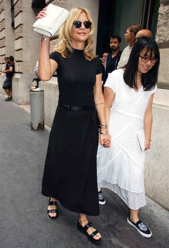 Meg Ryan and her adopted daughter Daisy True attend the Schiaparelli Haute Couture Fall/Winter 2019 2020 show