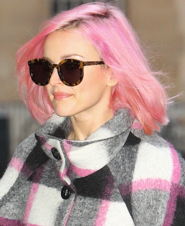 Fearne Cotton showing off her pink hair at the BBC Radio studios