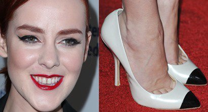 Jena Malone in Strapless Cut-Out Dress and Two Tone Giuseppe Zanotti Pumps