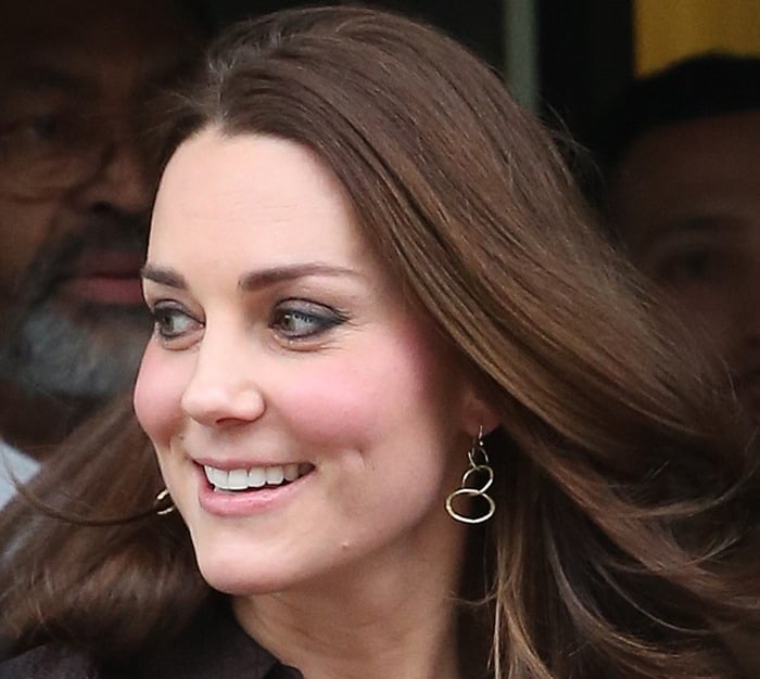 Kate Middleton's gold plated Lolita loop earrings