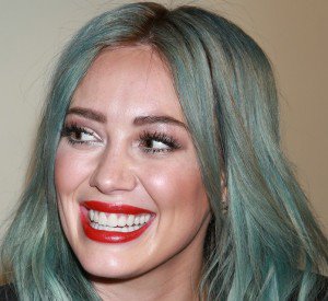 Hilary Duff's Aqua-Blue Mermaid Hair at Younger Premiere