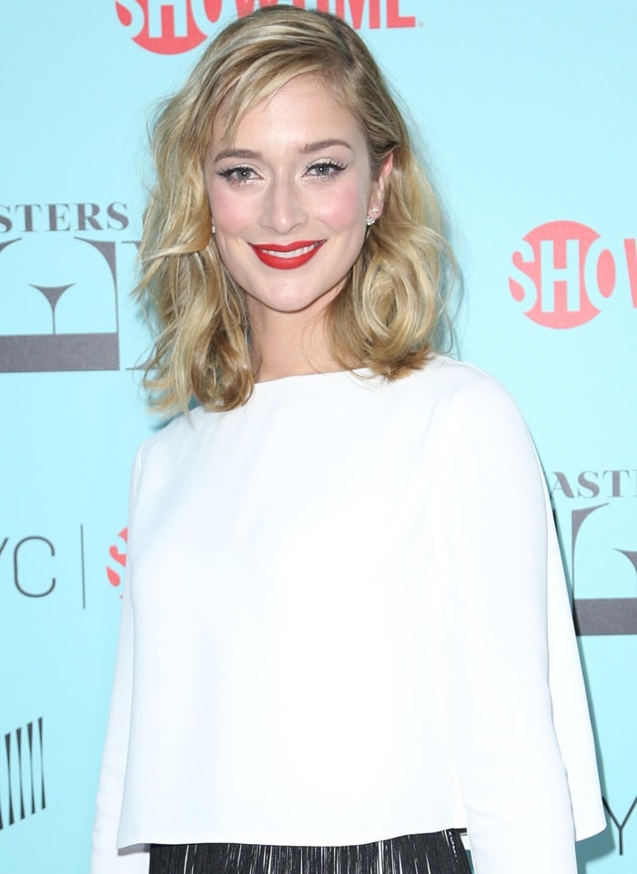 Caitlin Fitzgerald Promotes Masters Of Sex In Hot Anja Pumps