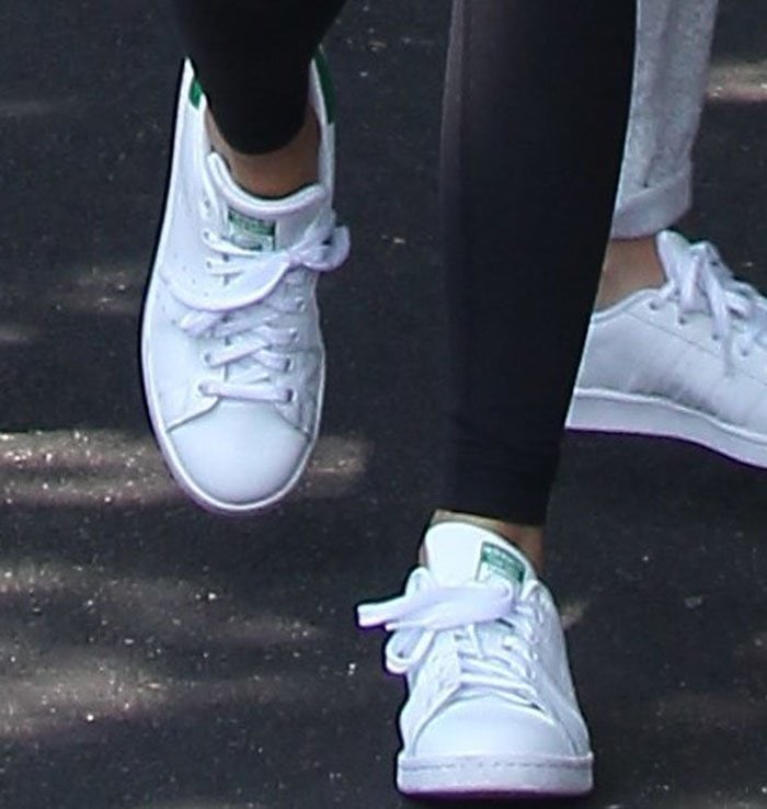 kendall jenner stan smith