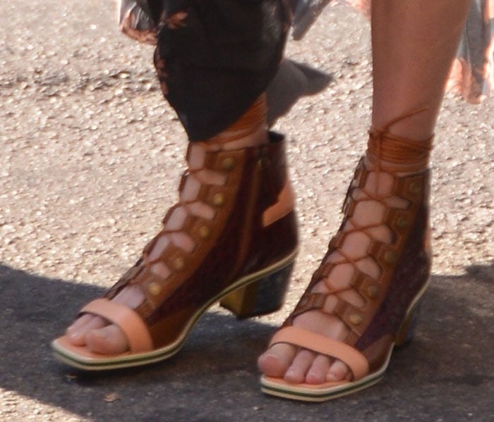 Kate-Bosworth-Rodarte-Lace-Up-Sandals-1