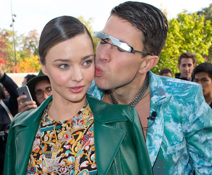 Miranda Kerr Gets Photobombed By Prankster Vitalii Sediuk At Louis