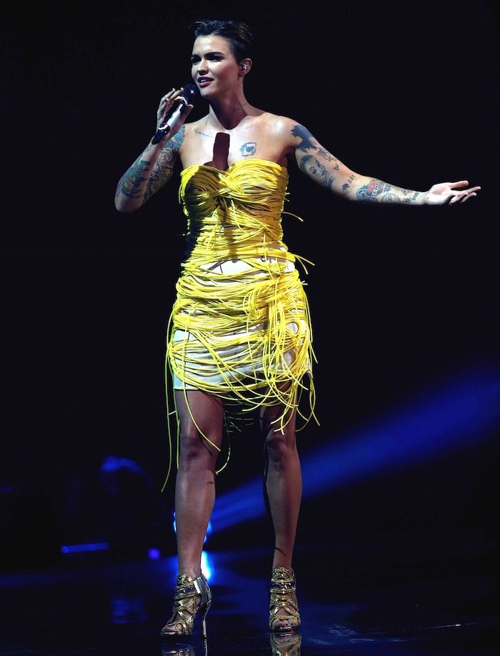 Ruby Rose celebrates World Pasta Day in a pasta-draped dress at the 2015 MTV EMAs