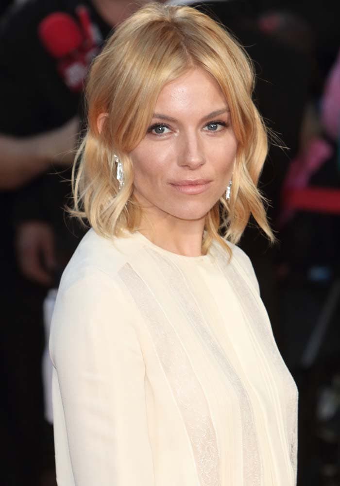 Did Sienna Miller Burn Her Breasts as Baroness in G.I. Joe: The Rise of ...