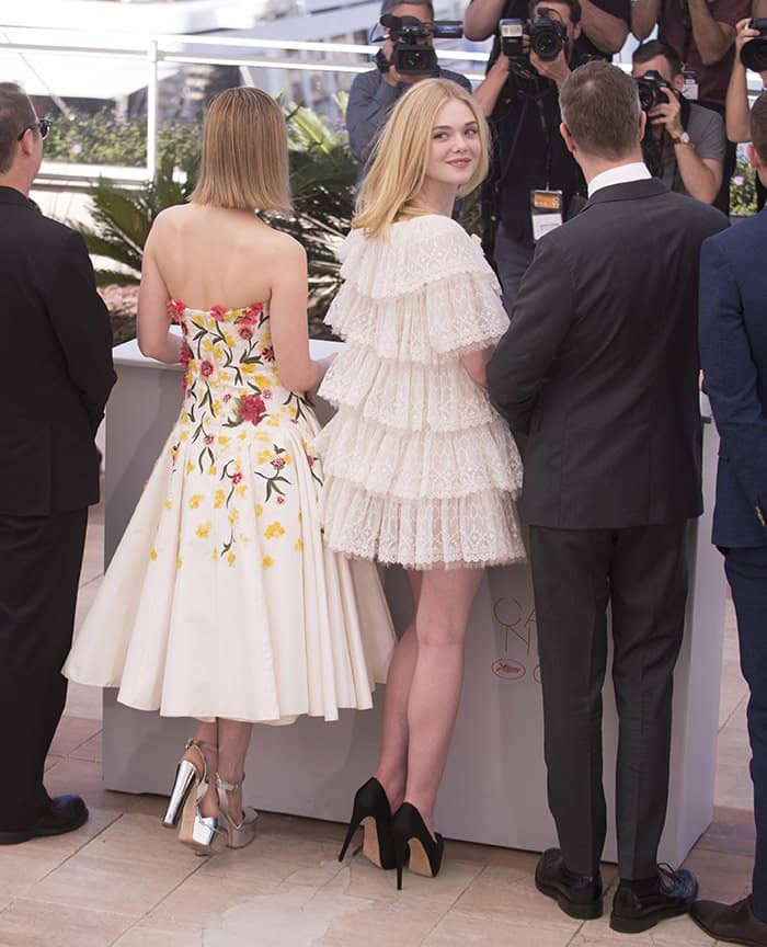 During the event, Elle took center stage, sharing light-hearted moments with her co-star Bella Heathcote and Danish director Nicolas Winding Refn