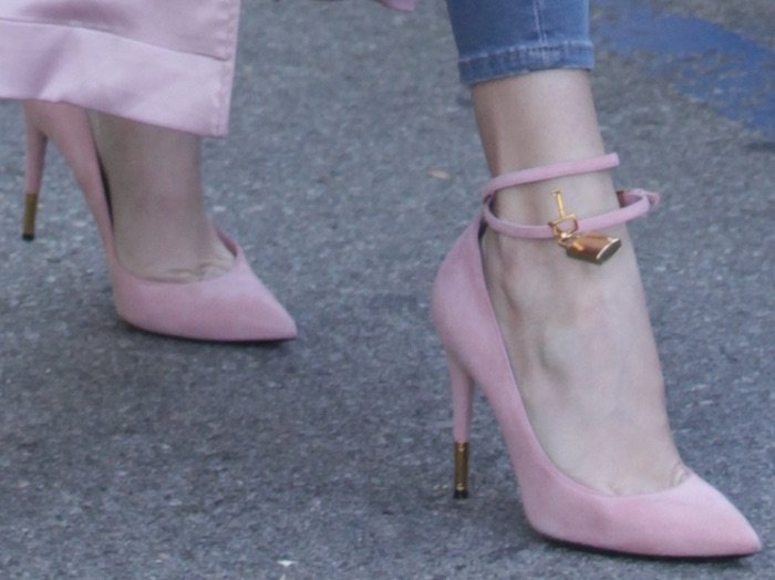 Buy > hot pink tom ford heels > in stock