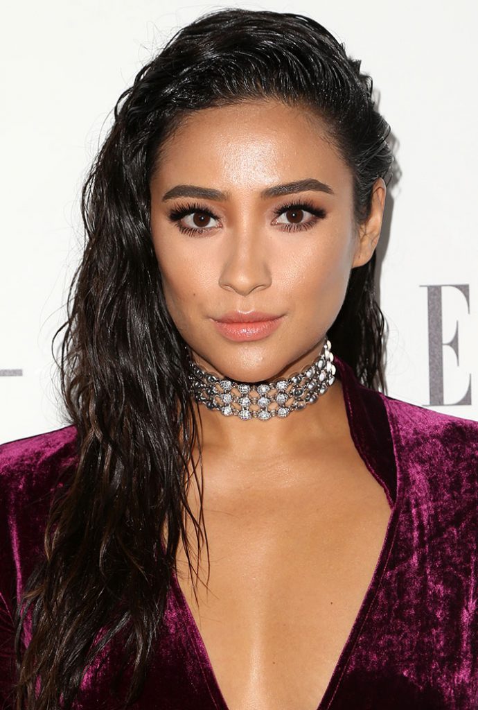 How Tall is Shay Mitchell? Canadian Star Confirms Her Height on Twitter