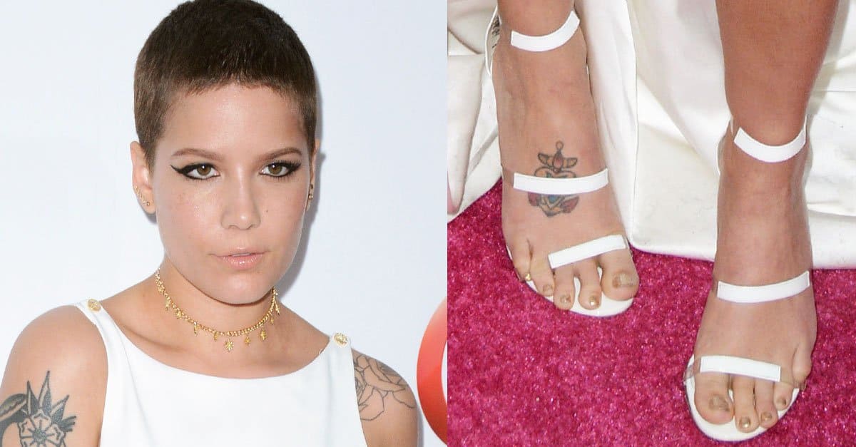 Halsey Awarded 'rising Star' In Tamara Mellon 'frontline' Sandals