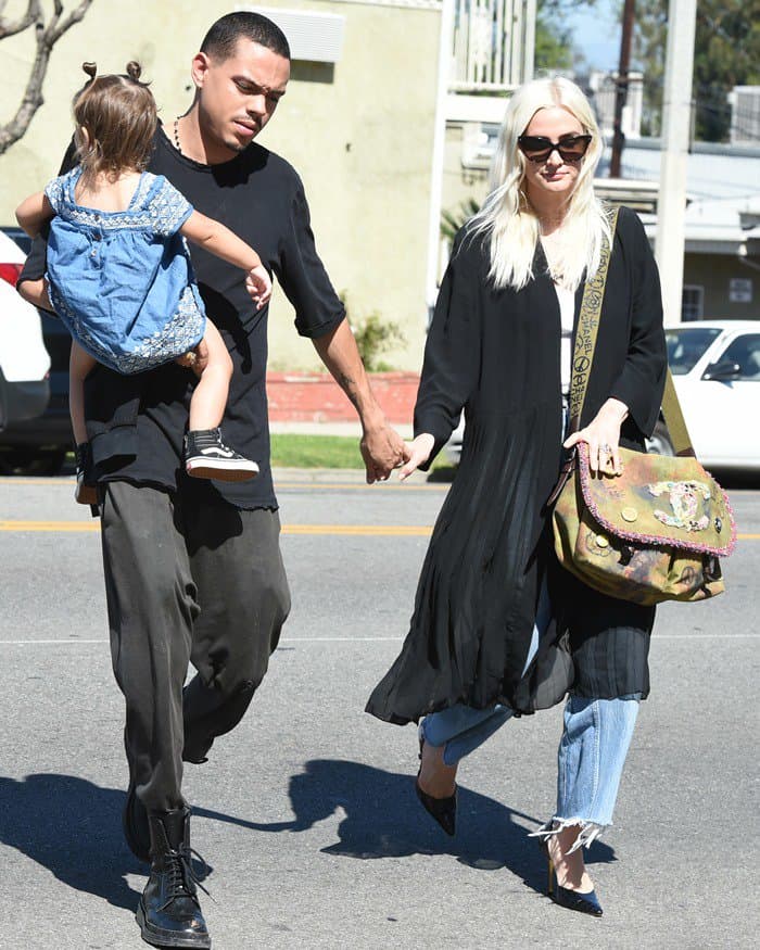 Ashlee Simpson and Evan Ross spotted crossing Ventura Boulevard with their daughter Jagger in Los Angeles.