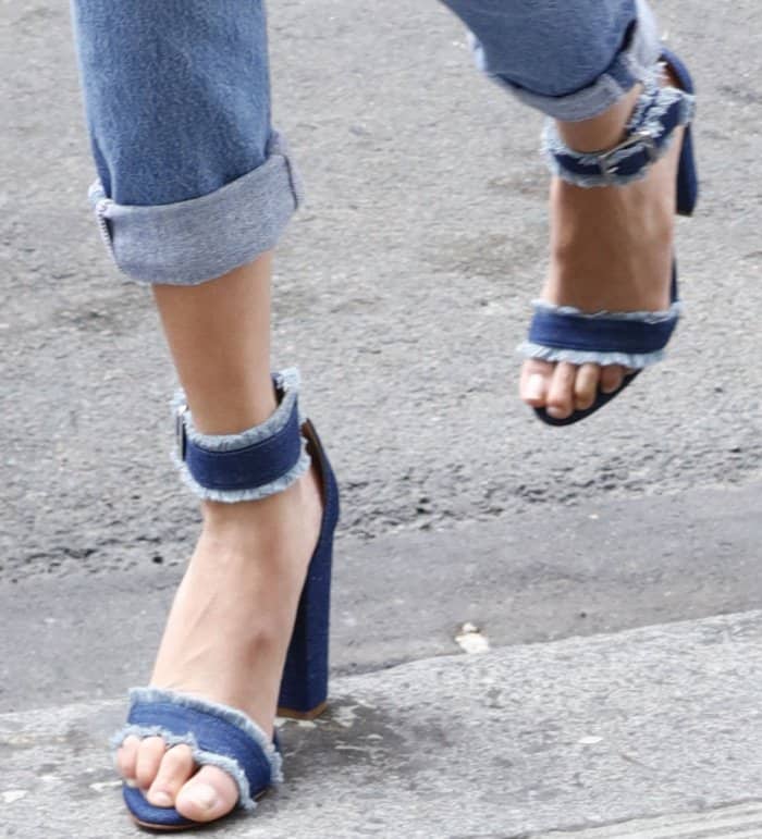Bella Hadid shows off her sexy feet in denim shoes