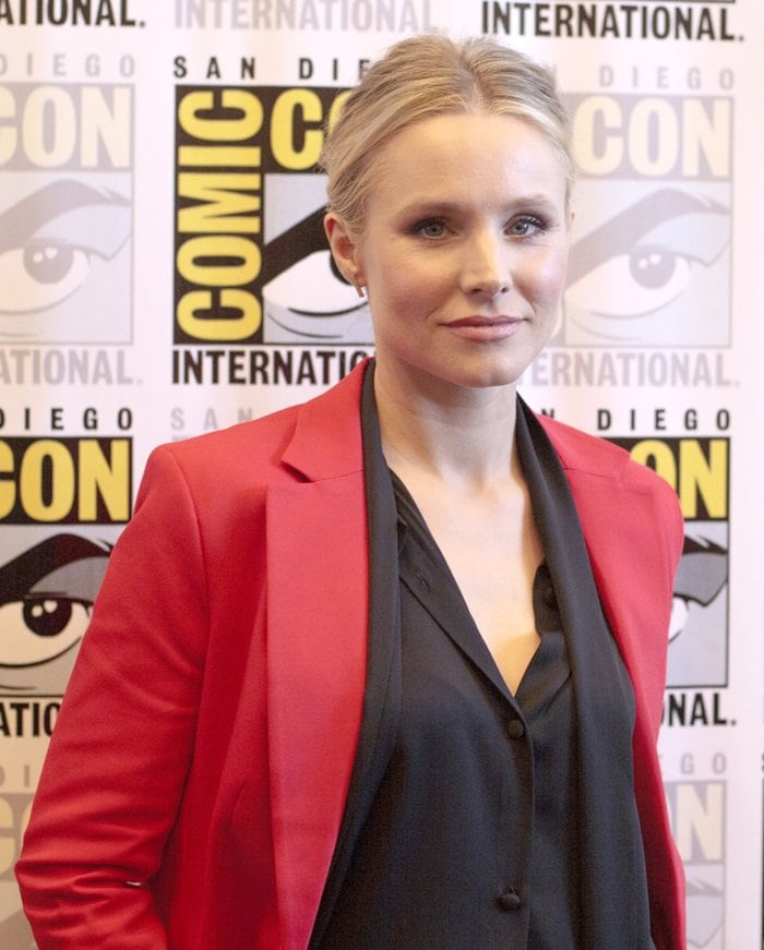 Kristen Bell wearing a Naaem Khan blouse while attending the panel discussion for 'The Good Place' at the 2018 Comic-Con at the Hilton Bayfront in San Diego, California, on July 21, 2018