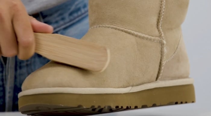 how to use ugg brush and eraser