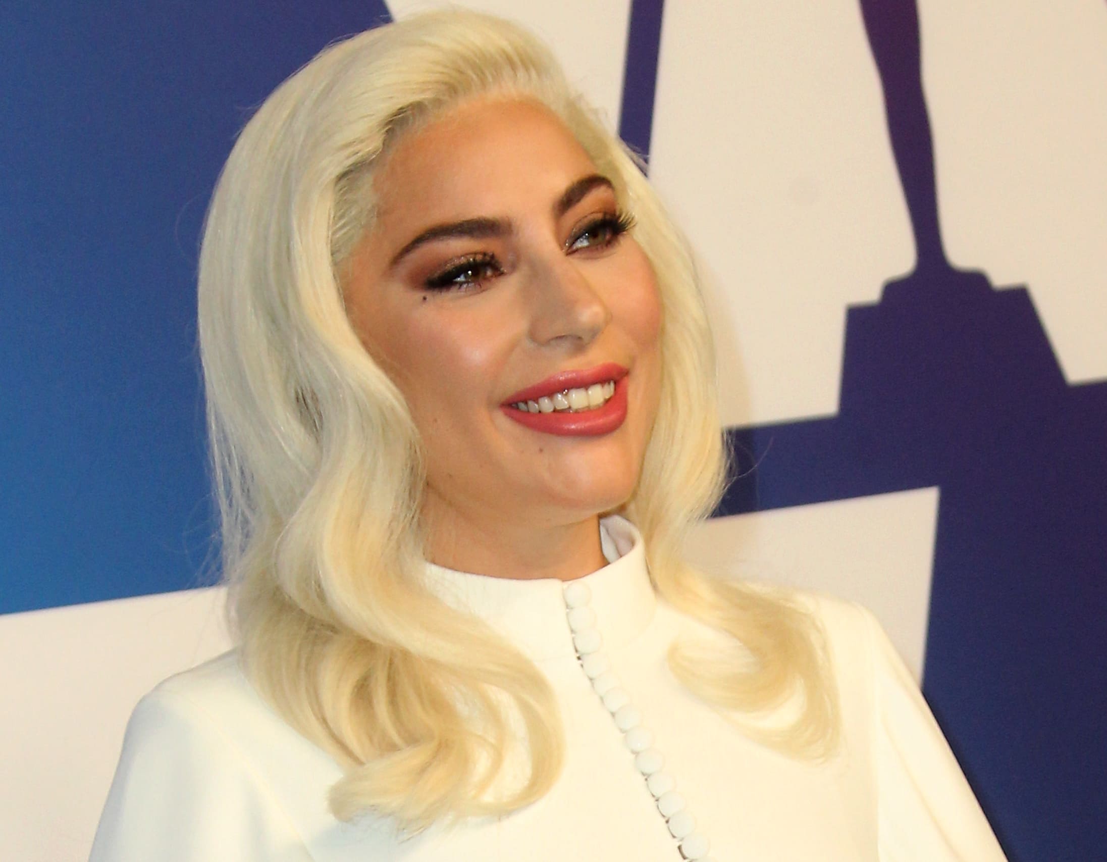 Lady Gaga with too much makeup at the 2019 Oscar Nominees Luncheon