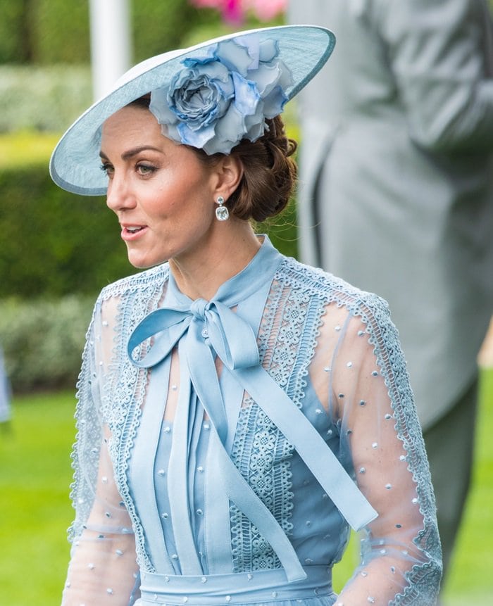 Kate Middleton Wears Blue Elie Saab Dress and Silver Pumps at Royal Ascot