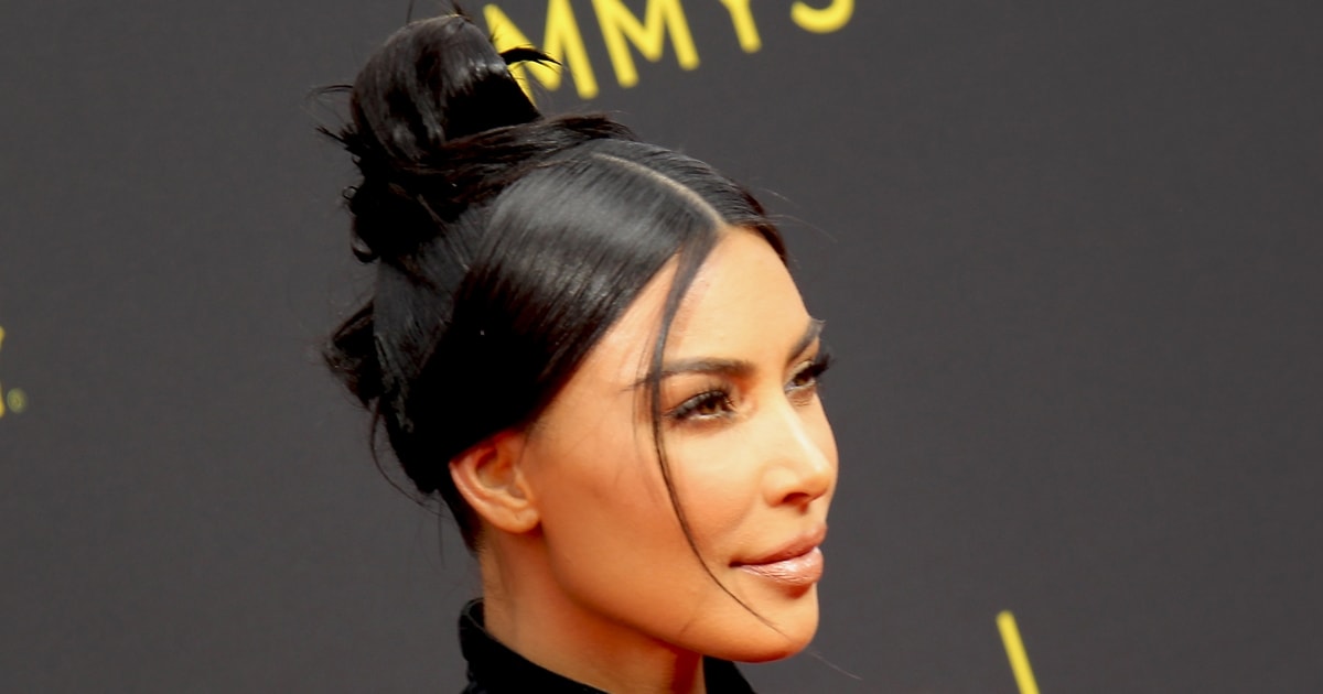 Kim Kardashians Chic Top Knot Hairstyle At 2019 Creative Arts Emmys 5036