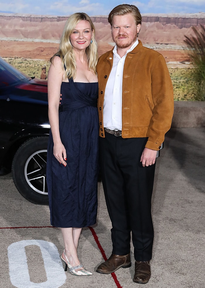 Kirsten Dunst posed alongside fiancé Jesse Plemons at the El Camino: A Breaking Bad Movie premiere in Los Angeles on October 7, 2019