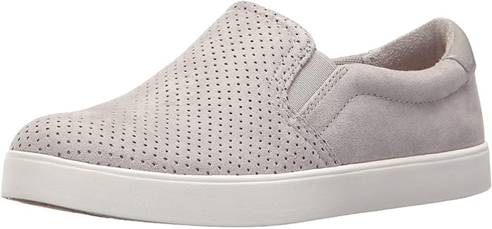 Slip-on fit with padded collar and twin stretch gore panels