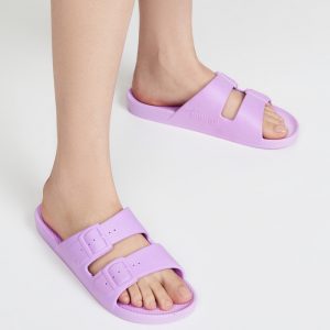 Sandal Trends 2020: Freedom Moses Slides You'll See This Summer