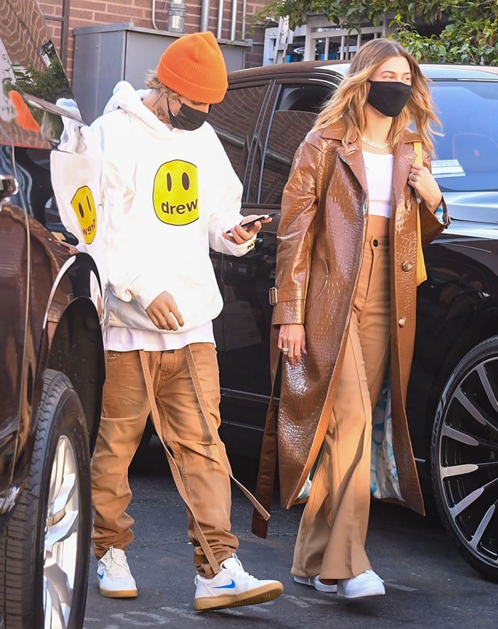 Justin Bieber and Hailey Bieber leaving Il Pastaio in Beverly Hills on November 19, 2020