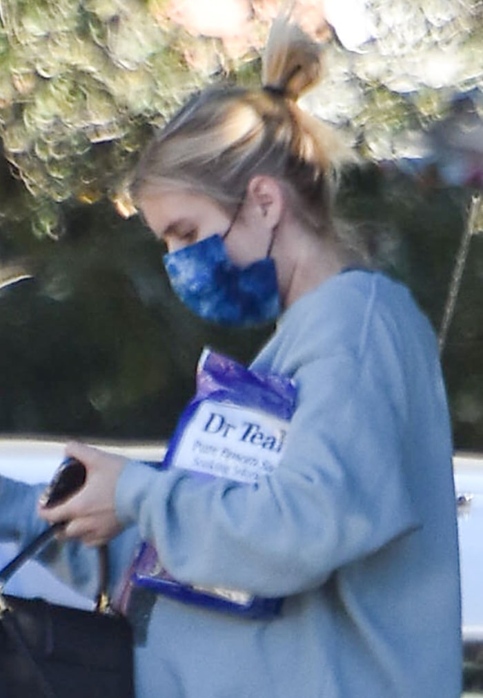 Emma Roberts' Pregnancy Style: Rothy's Shoes and Barrière Tie-Dye Face Mask