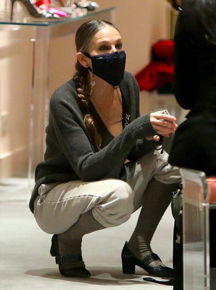 Sarah Jessica Parker stays safe with a crystal-embellished face mask