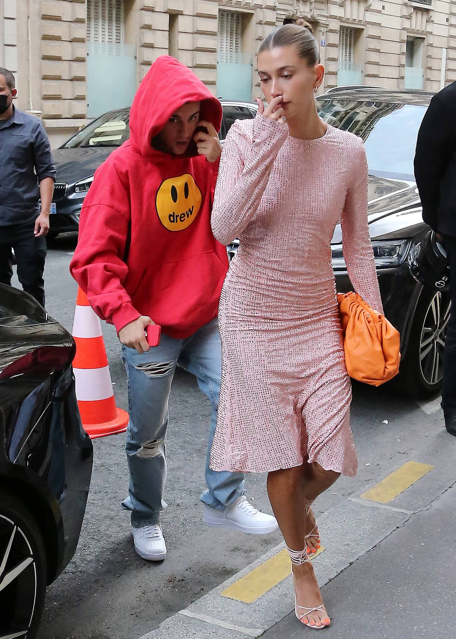 Justin and Hailey Bieber step out for dinner at Stresa's restaurant in Paris on June 21, 2021