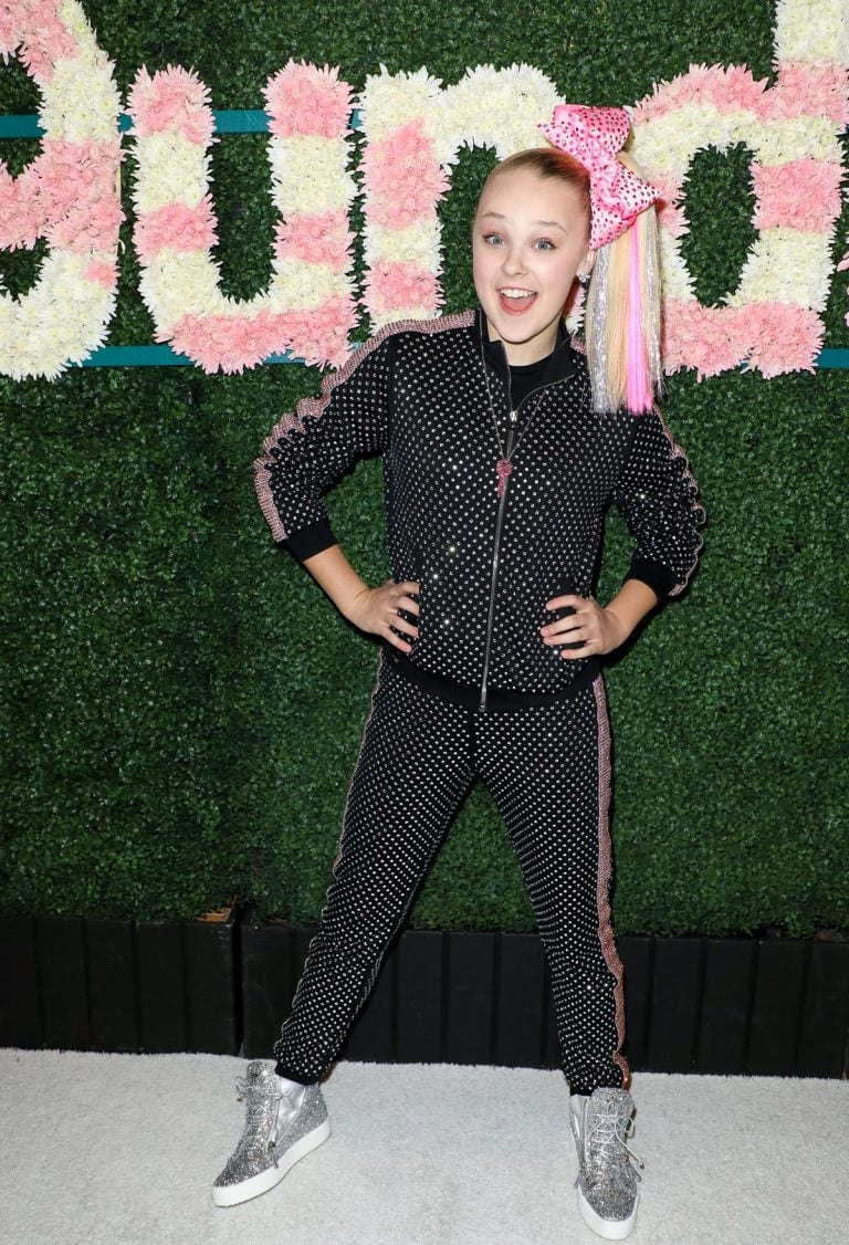 JoJo Siwa Shuts Down Body Shamers After Height Scandal