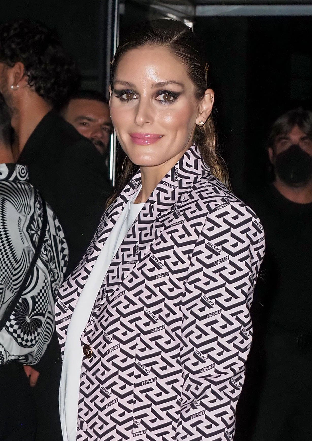Olivia Palermo Steals Spotlight in Monique Lhuillier Feathered Ball ...