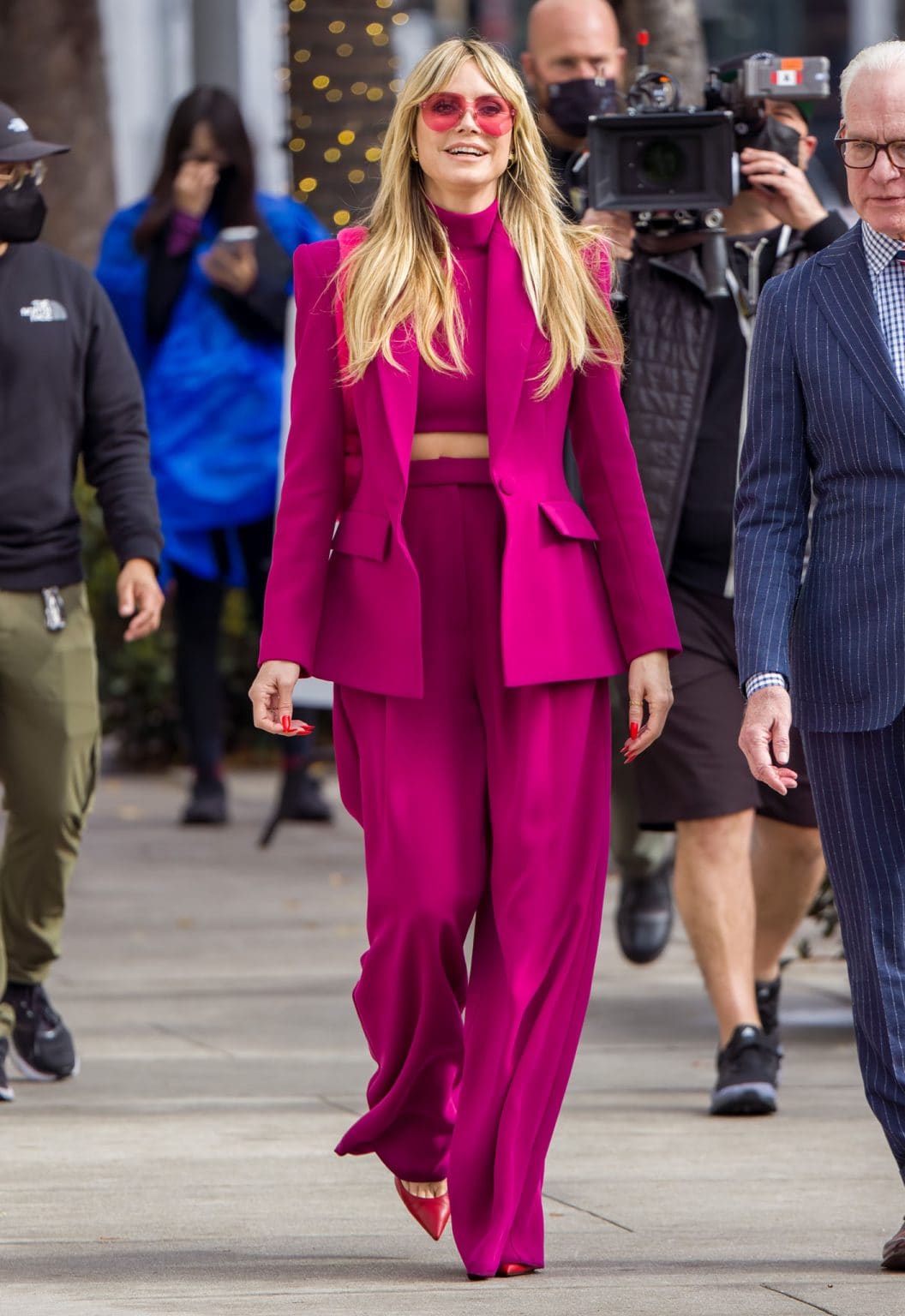 Heidi Klum Films Making the Cut Season 3 With Tim Gunn in Fuchsia Pink ...