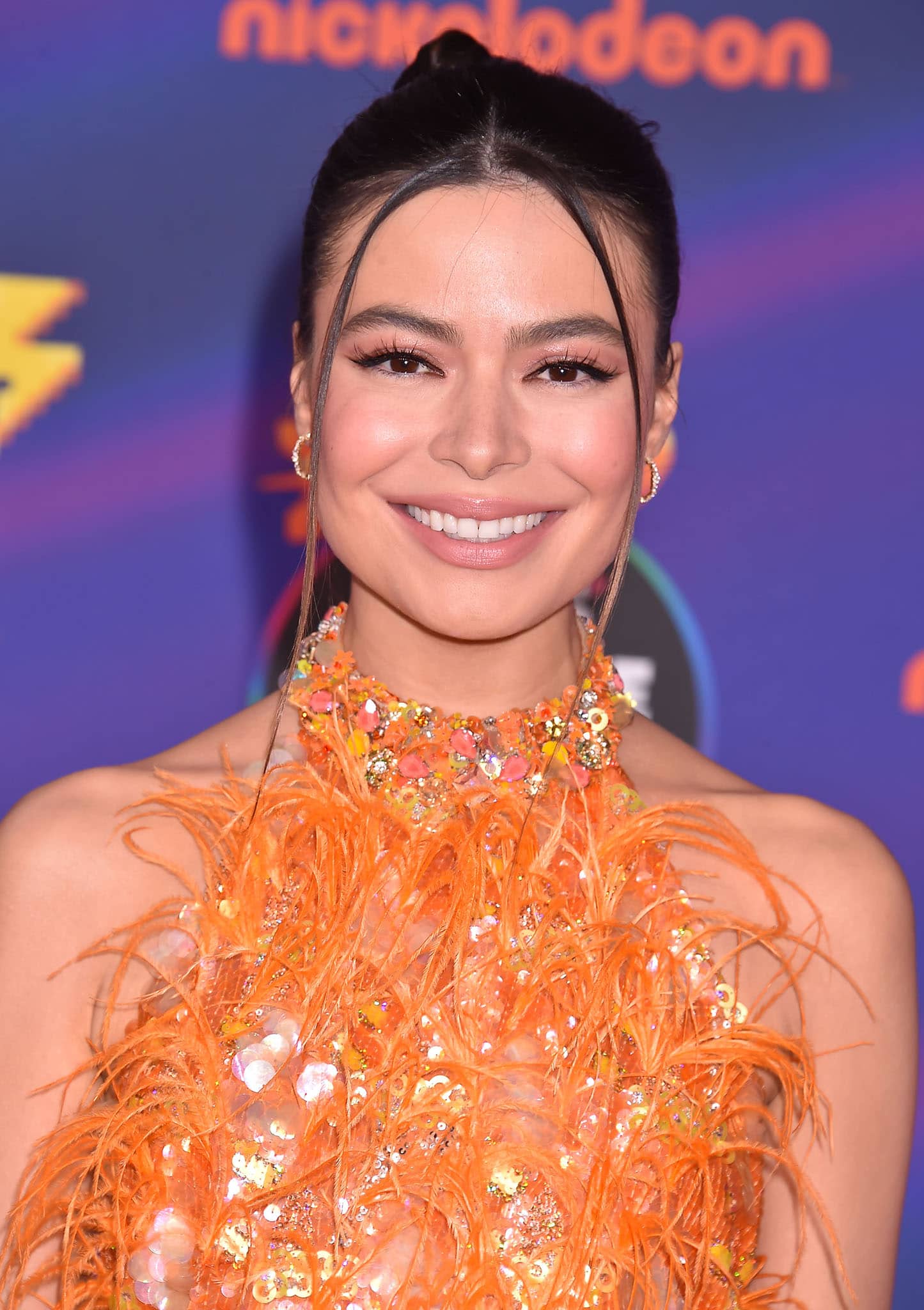 1445px x 2048px - iCarly's Miranda Cosgrove Wins Favorite Female TV Star in Orange Feather  Flapper Dress and Barbed Wire Heels