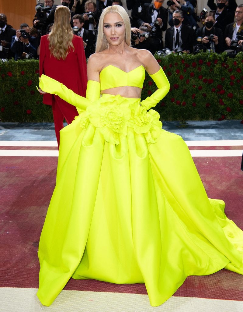 Gwen Stefani Turns Met Into Tennis Court in Neon Gown