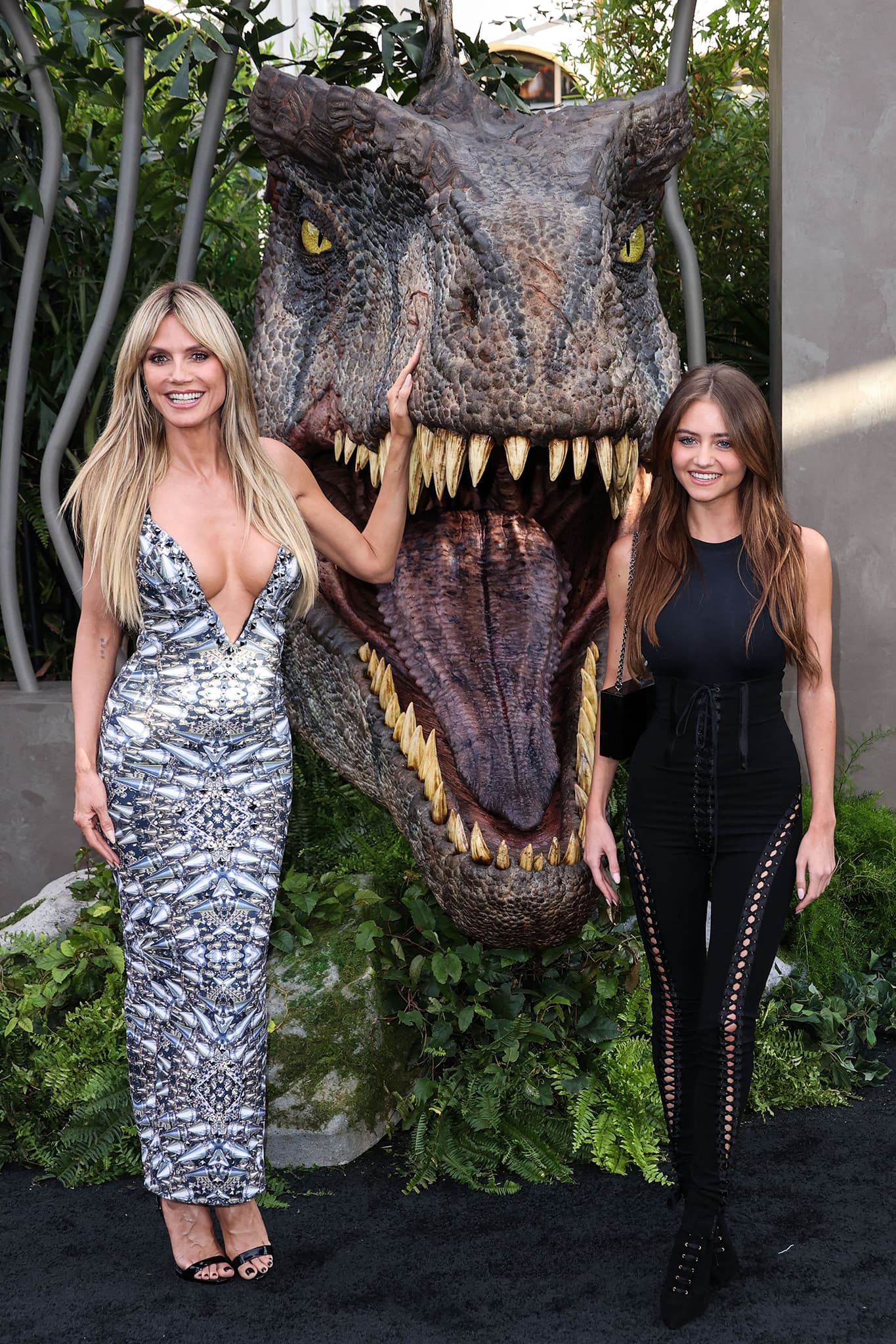 Heidi Klum And Daughter Leni At Jurassic Premiere With Twin Bill Kaulitz