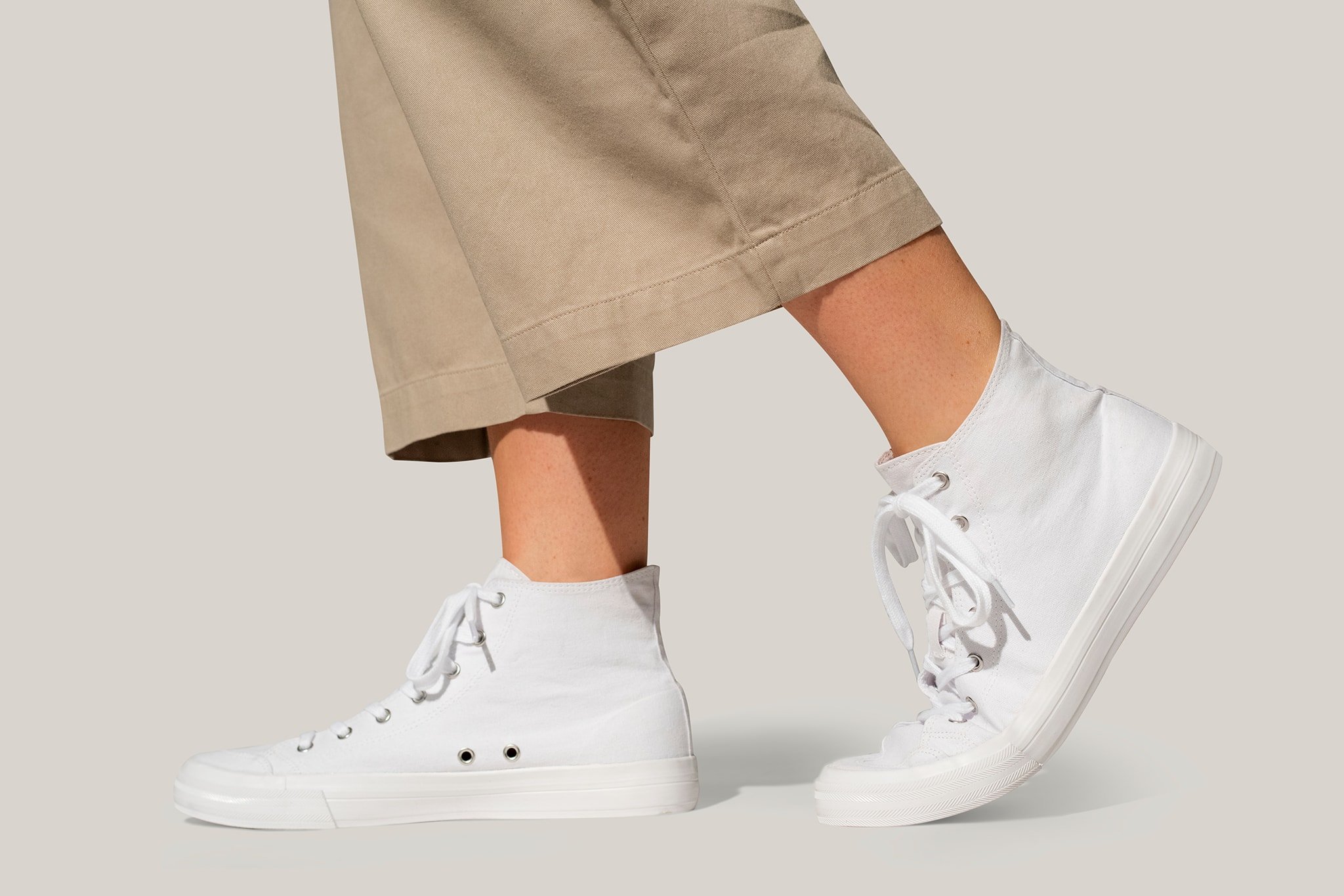 4 Ways to Style High-Top Sneakers: Best Designs to Wear