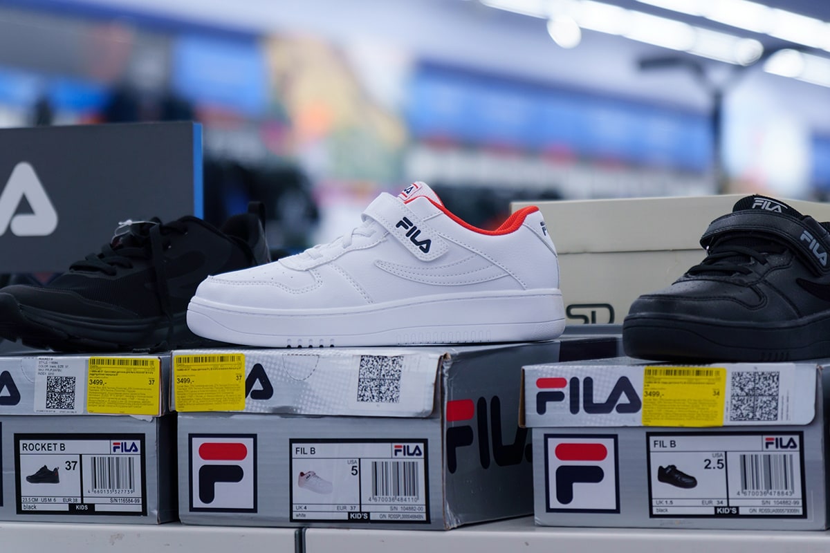 puur In hoeveelheid zwart What Are FILA Shoes Known For? 7 Most Popular Sneakers