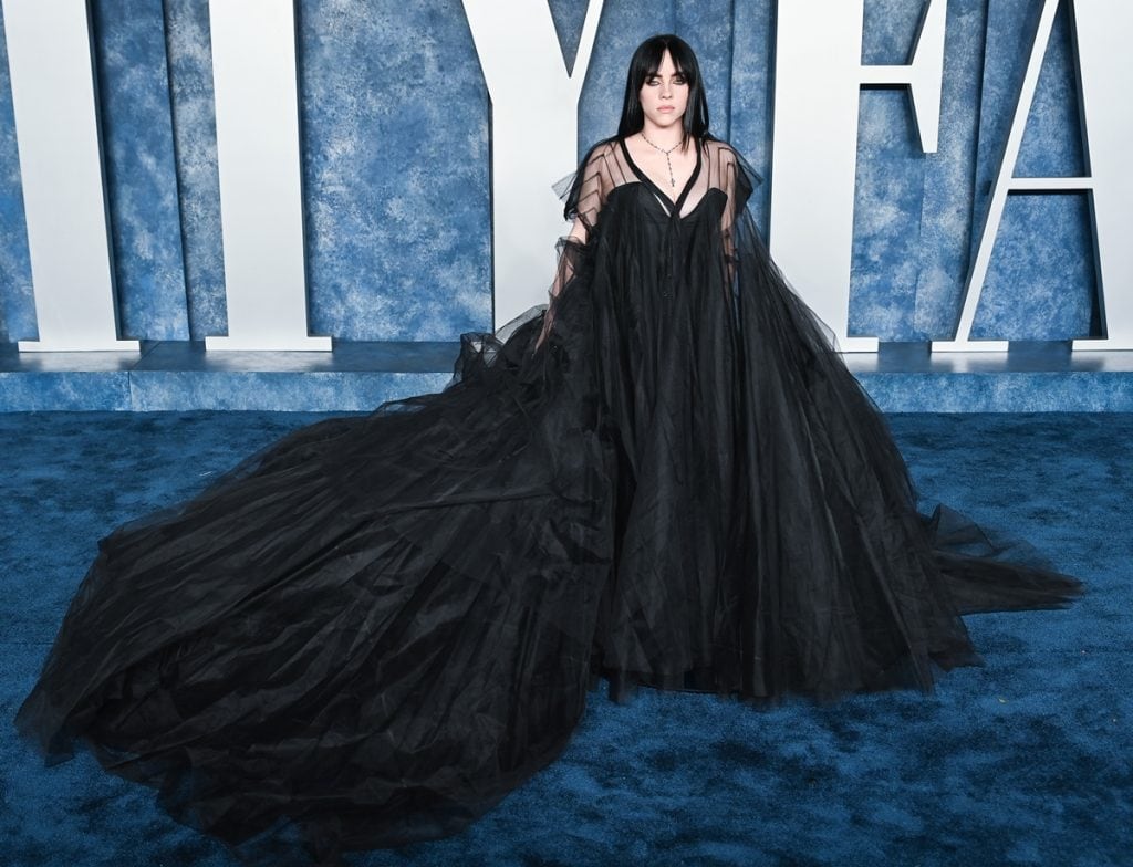 Billie Eilish Nails Gothic Glamour in Dramatic Dress at 2023 Vanity ...