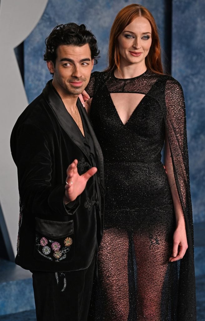 Sophie Turner And Joe Jonas Prove Theyre Fashion Forward Couple At Vanity Fair Oscars Party 2213