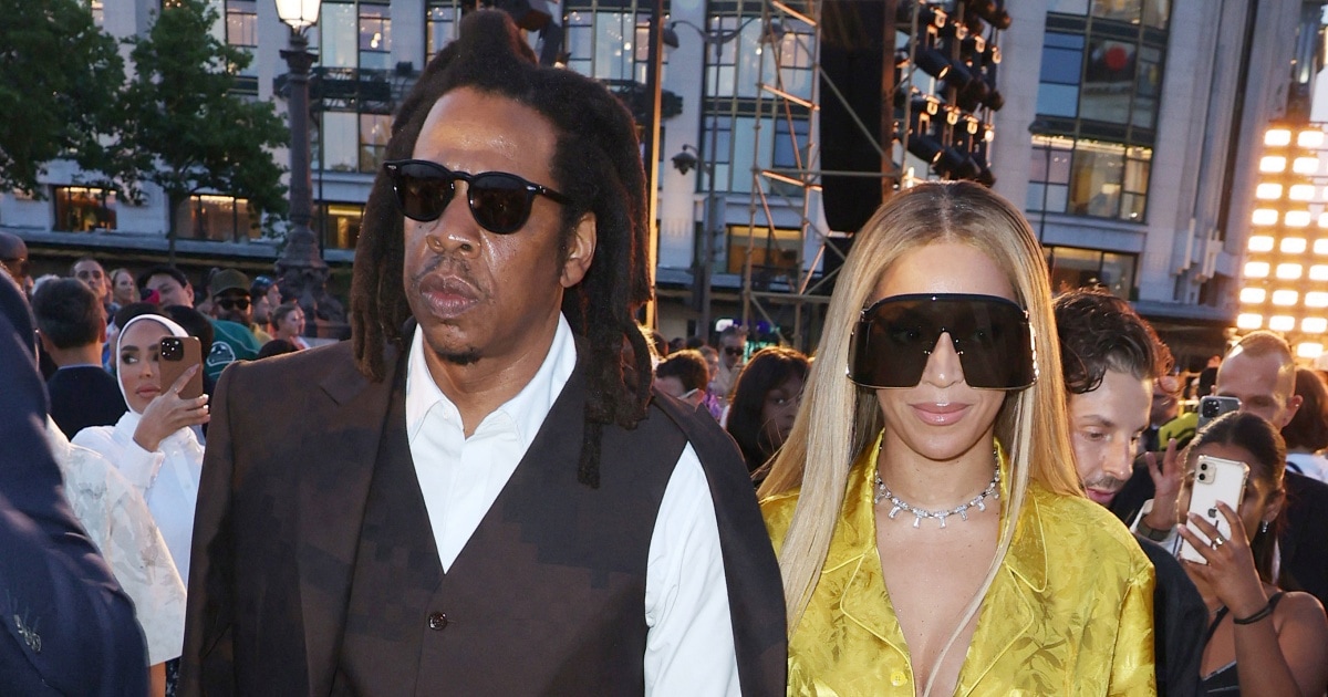Beyoncé And Jay-Z Do His-And-Hers Suits At Louis Vuitton