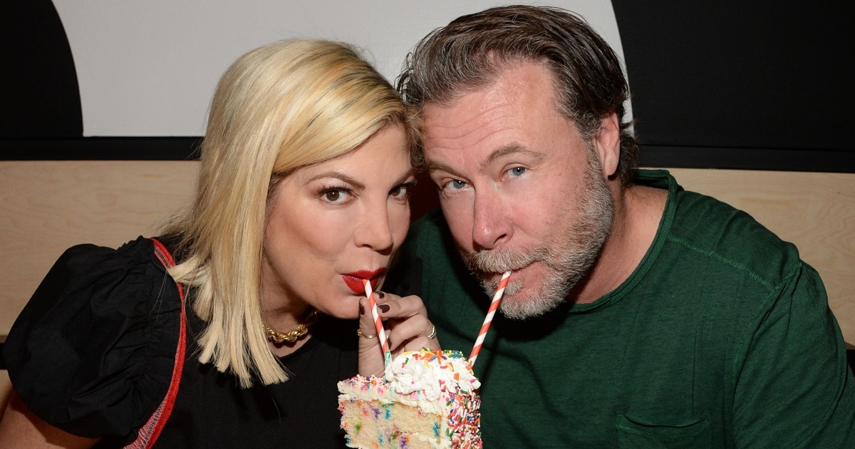 Tori Spelling And Dean McDermott's 20-Year Love Story: A Rollercoaster Ride